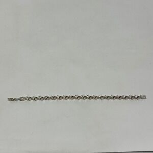 Avon Silver Tone Chevron Link Tennis‎ Bracelet Clear Crystal Accents